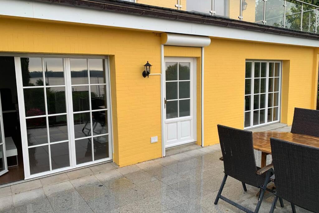 Traumhafter Seeblick Mit Grosser Terrasse Pogeez Екстериор снимка